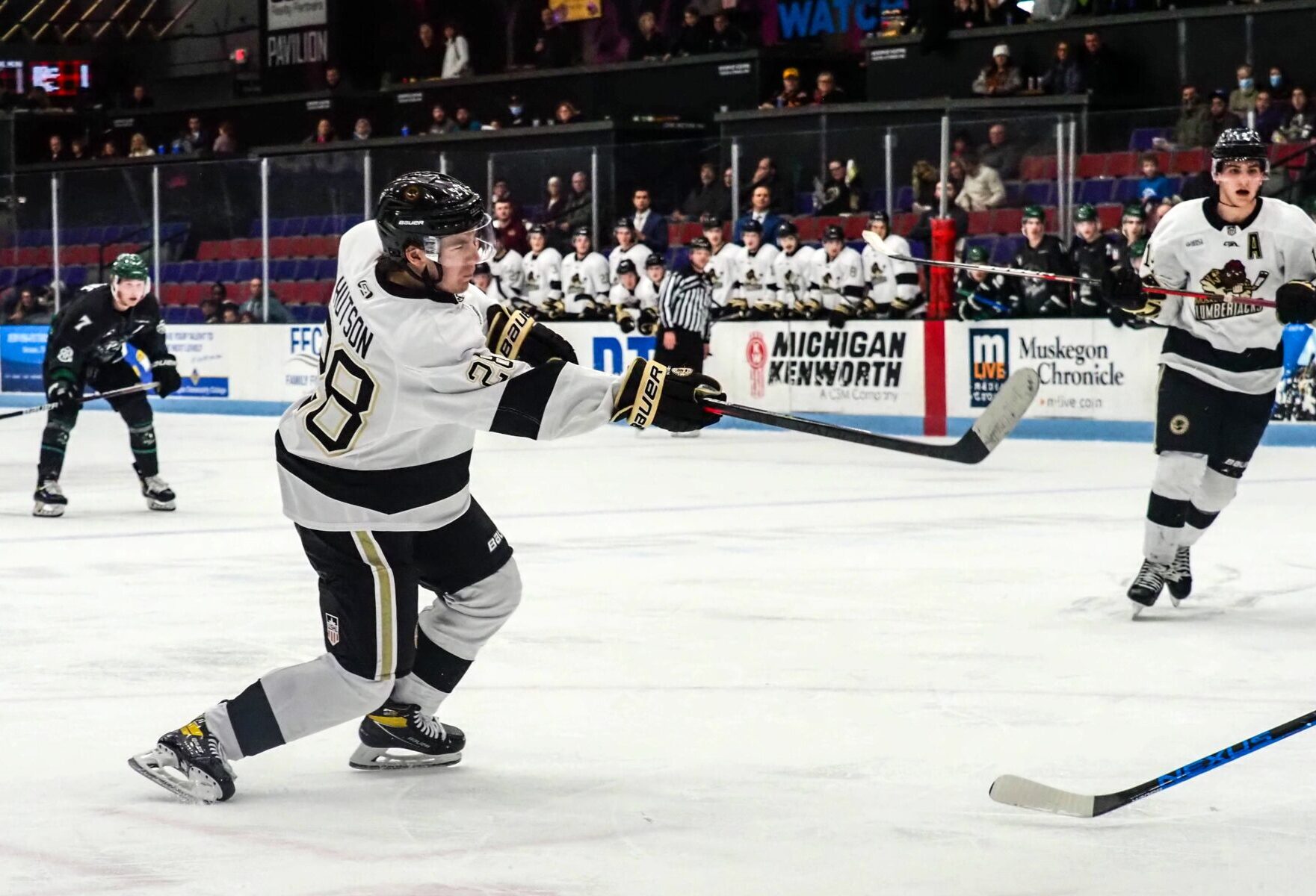 Lumberjacks leap from sixth place to fourth with a comefrombehind 42