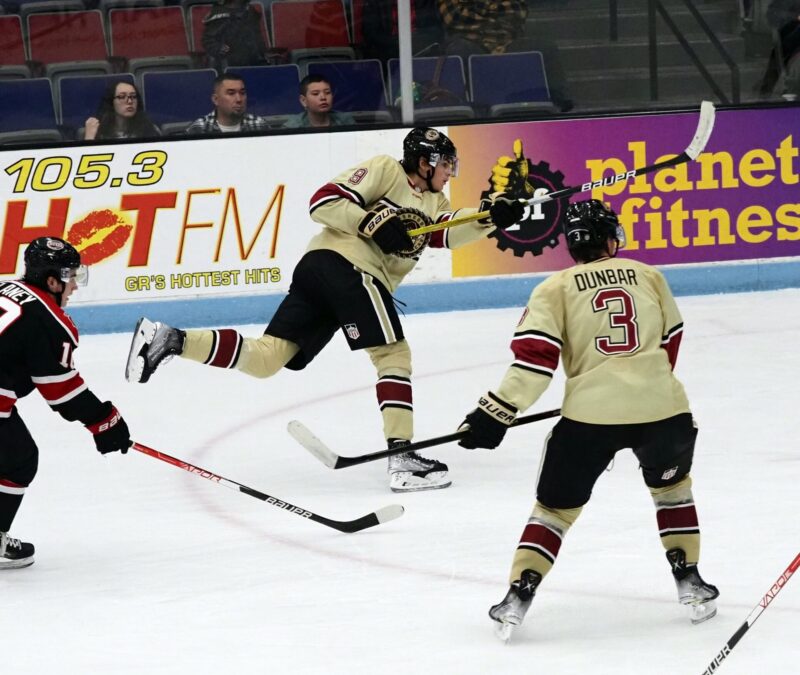 Lumberjacks fall to the always strong Chicago Steel 51 in their 2022